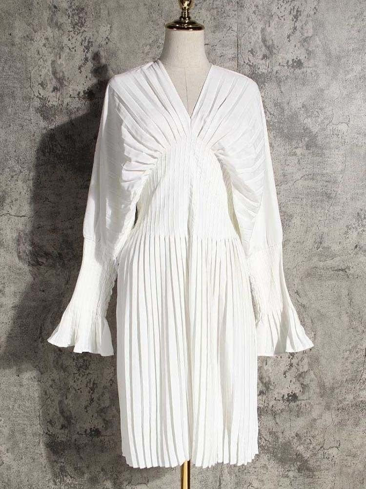 Women White Pleated Split Big Size Long Blouse New V-collar Long Sleeve Loose Fit Shirt.