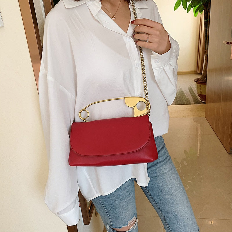 Retro Metal Pin Design women Crossbody bags PU Leather Female Purses and Handbags Chian Sling bag Ladies Clutch Bag bolsa red