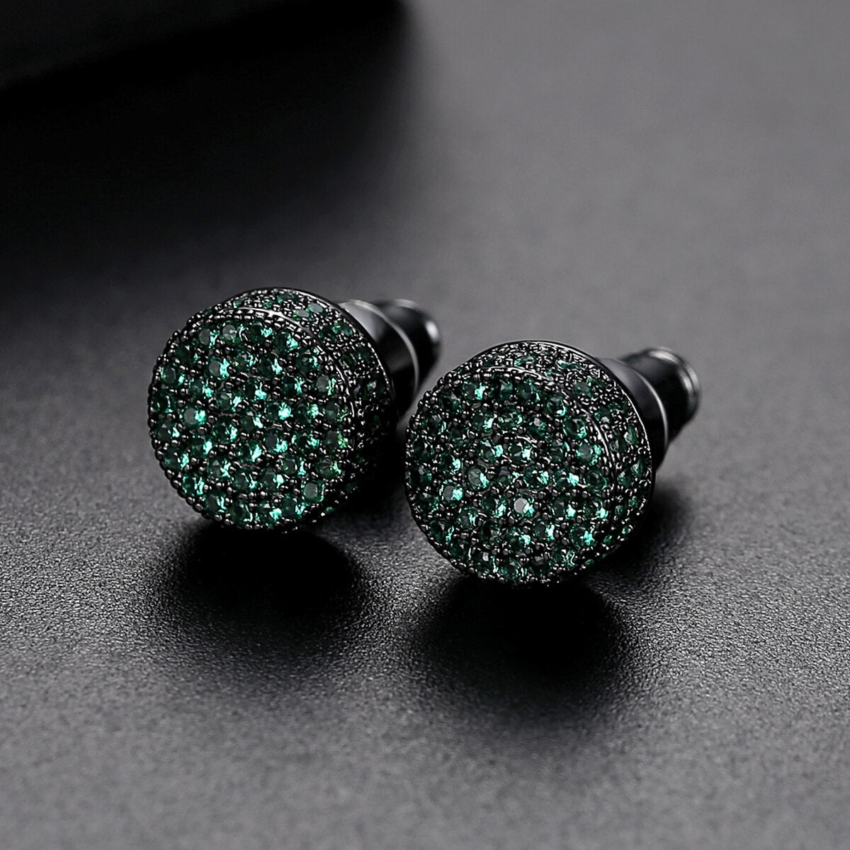 LUOTEEMI Trendy Korean Style Round Stud Earrings for Men Luxury Black CZ Gold Color Fashion Jewelry for Women Hip Hop 2022 New