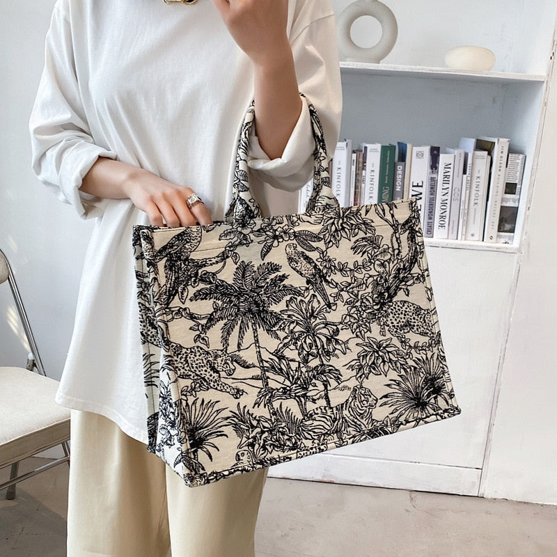 Woman Shoulder Bag for the beach / Top Handle Bags Jacquard